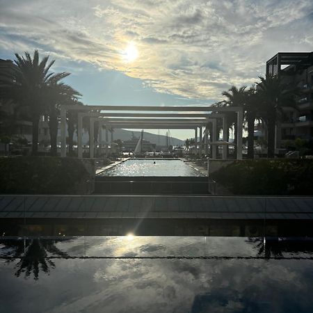 Porto Montenegro Luxury 1 Bedroom Apartment Tivat Exteriör bild