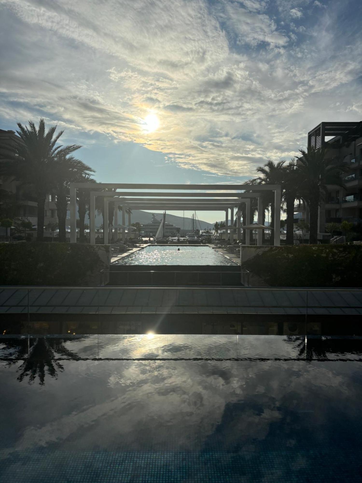 Porto Montenegro Luxury 1 Bedroom Apartment Tivat Exteriör bild